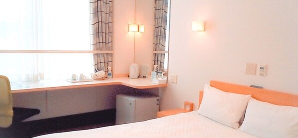 1 bedroom, desk, iron/ironing board, free WiFi - SmokingDeluxe Double Room Room only Reservatio / Matsuyama Ehime (Matsuyama)