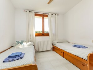 2 Schlafzimmer, Schreibtisch, Internetzugang