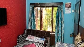 1 habitación, wifi y ropa de cama