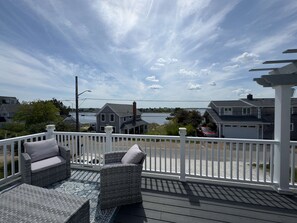 Property grounds - Plum Time | Water Views | Decks | Walk to Basin (Newburyport)