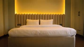 Lägenhet Club - 1 dubbelsäng - utsikt mot staden | 1 sovrum, skrivbord, mörkläggningsgardiner och strykjärn/strykbräda