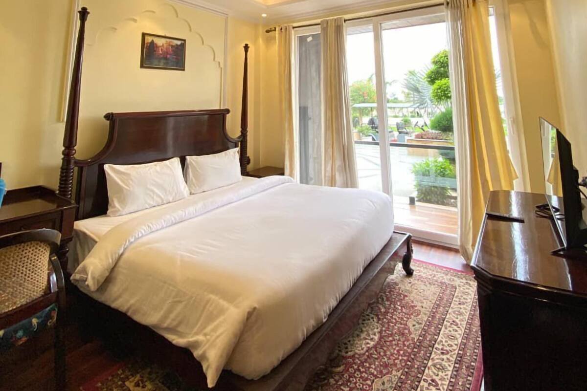 Ganga Royale Sunset Suite