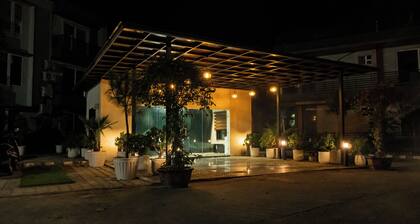 Evaara By The Ganges