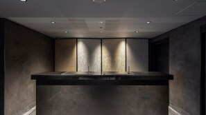 Reception - HANARE by Tokyu Stay Kyoto Sanjo (Kyoto)
