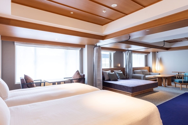 In-room safe, blackout drapes, free WiFi, bed sheets