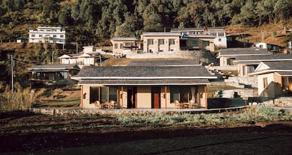 Mountain Lodges of Nepal Dhampus