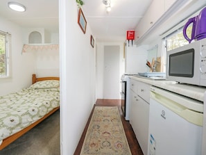 2 habitaciones, decoración personalizada y muebles diferentes