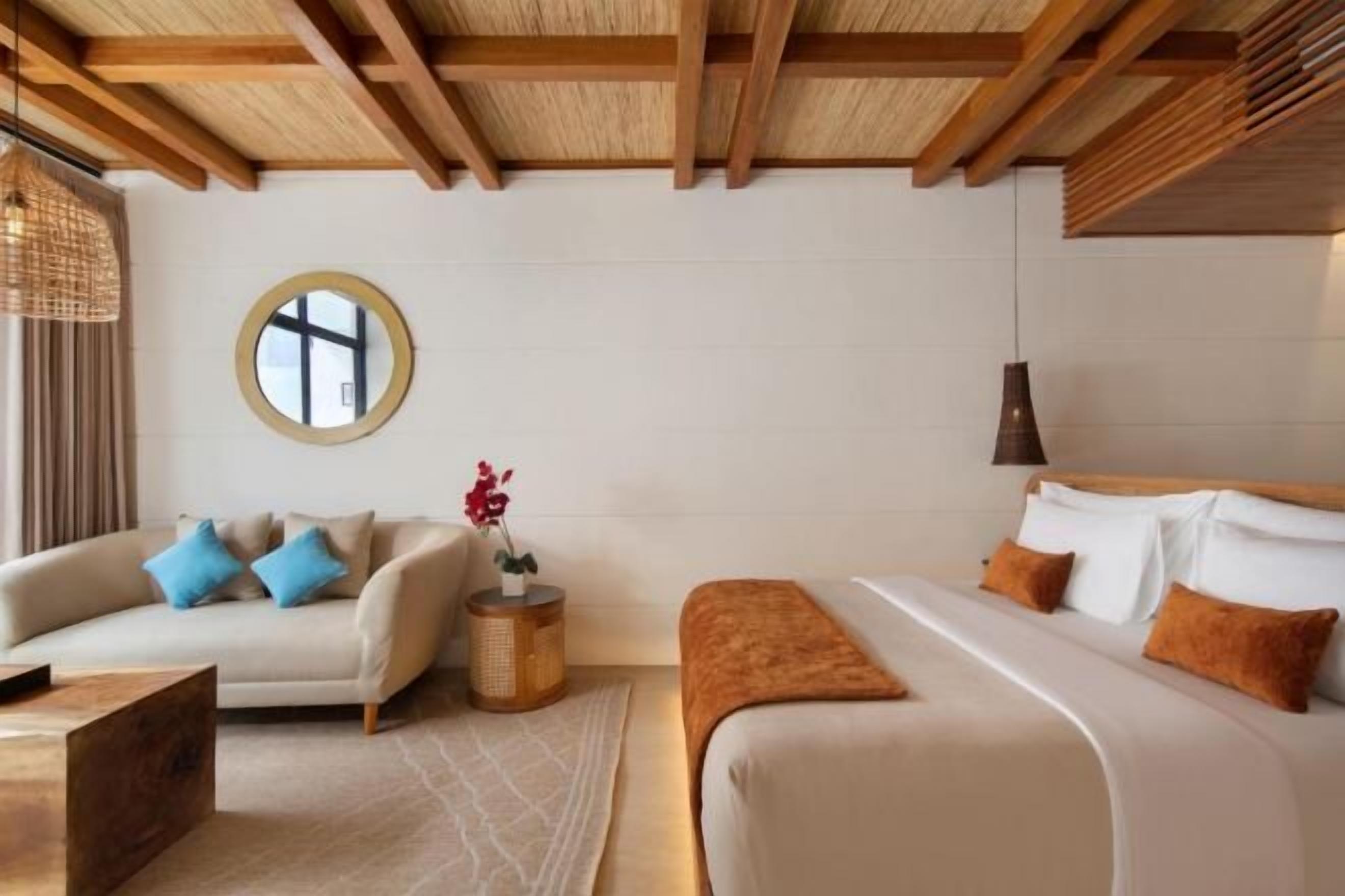 1 chambre, minibar, coffres-forts dans les chambres, bureau