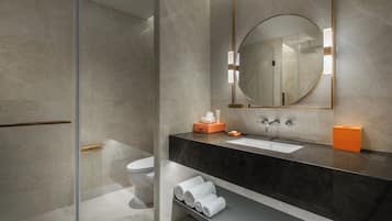 Super King Room | In-room safe, blackout drapes, iron/ironing board, free WiFi