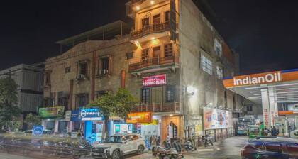 Hotel Prithvi Palace