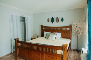 3 slaapkamers, een strijkplank/strijkijzer, wifi