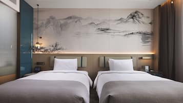 Twin Room | Desk, laptop workspace, free WiFi, bed sheets