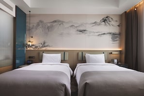 Twin Room | 1 bedroom, desk, laptop workspace, free WiFi