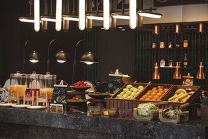 Free daily buffet breakfast  - Wanda Moments - Yulin Yuyang (Yulin)