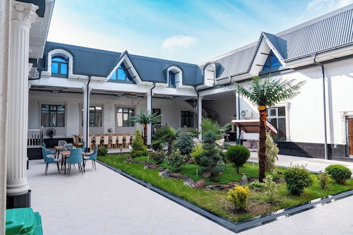 GOLD STAR PALACE HOTEL