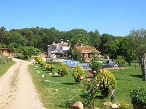 Cottage in Riudarenes with Private Pool