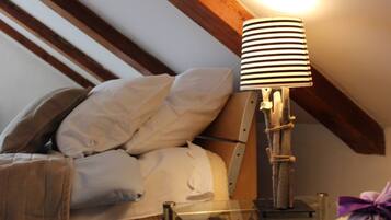 2 chambres, fer et planche à repasser, accès Internet, draps fournis