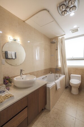 Bathroom - Canvas Serviced Apartment (Hanoi)