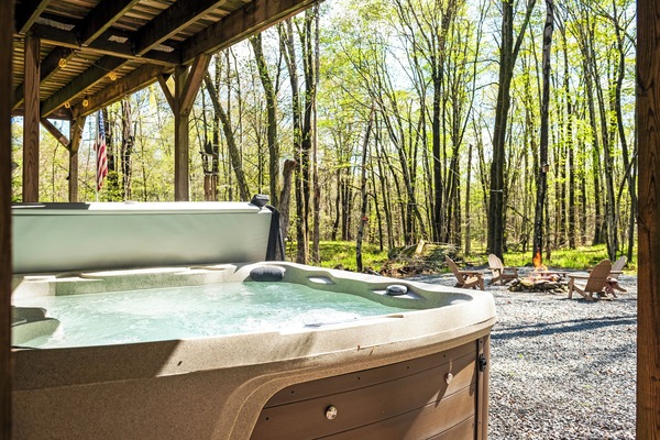 Bañera de hidromasaje al aire libre