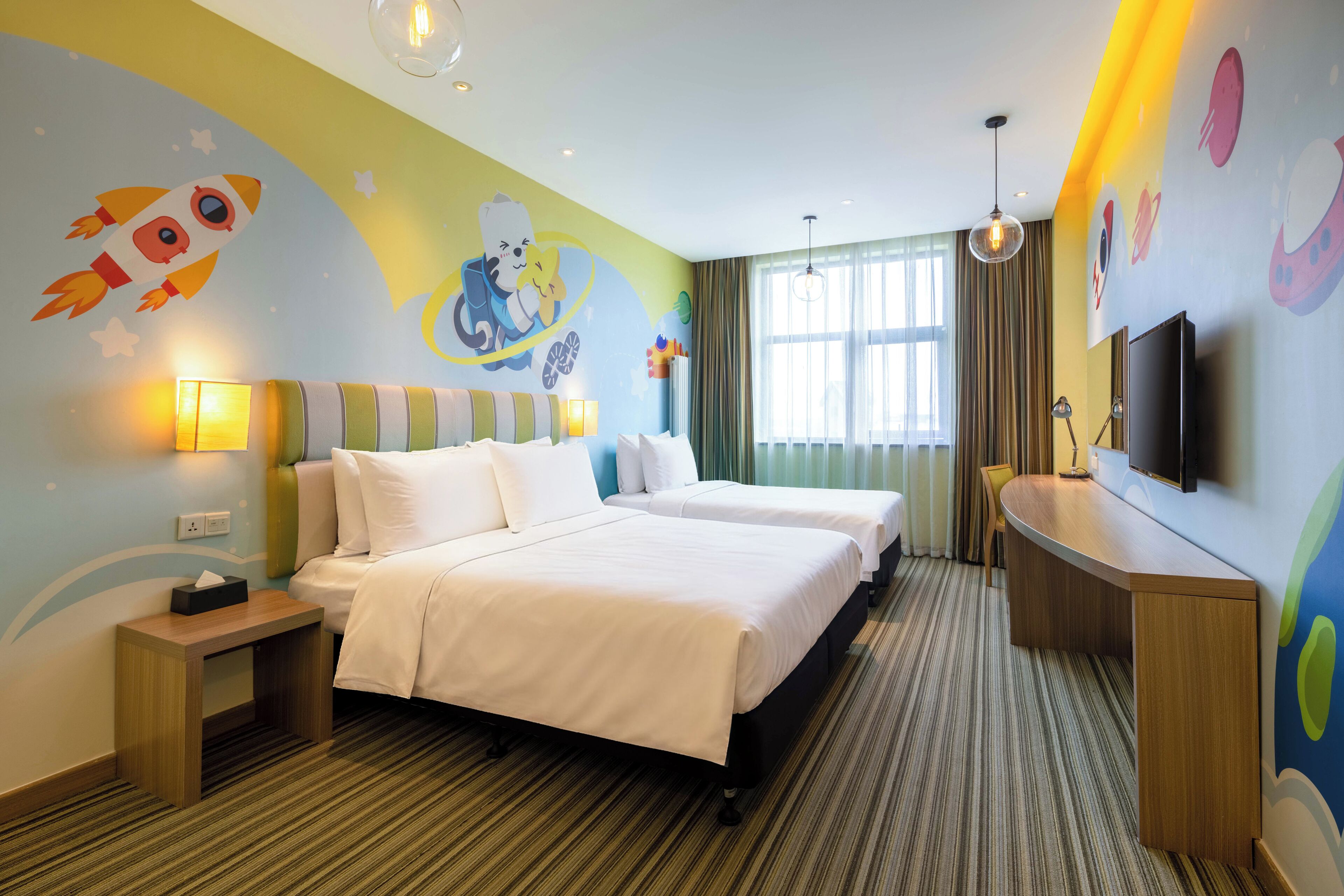 Coffres-forts dans les chambres, rideaux occultants