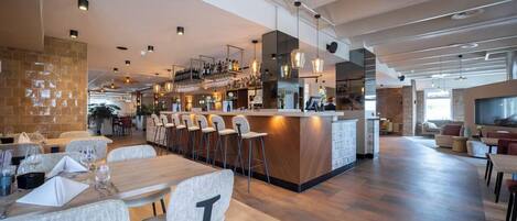 Bar (in der Unterkunft)