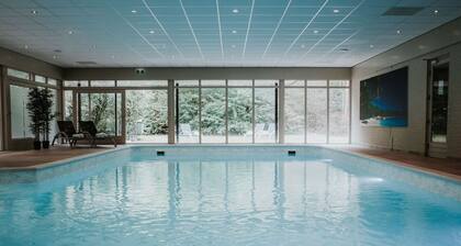 Room with Balcony! Indoor Pool, Close to National Park De Sallandse Heuvelrug!