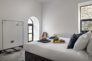 5 bedrooms, iron/ironing board, free WiFi - Holiday home in Blaenau Ffestiniog, No Deposit (Blaenau Ffestiniog)