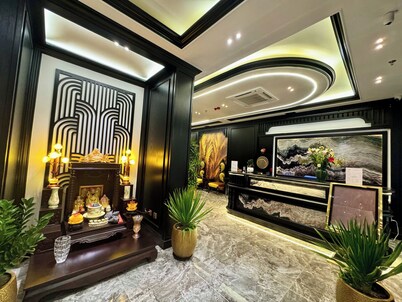 รอยัล ฮานอย โรงแรม