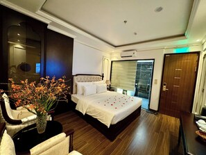 Superior Double Room Single Use | City view