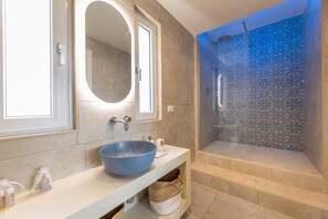 Villa, Multiple Bedrooms, Smoking, Private Pool | Bathroom - Villa Regina on the Sea (Carovigno)