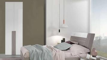 Familiekamer, 1 twee- of 2 eenpersoonsbedden, 1 kingsize bed met slaapbank, niet-roken | Een bureau, gratis wifi