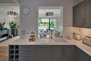 Fridge, microwave, oven, stovetop - Cottages by River Severn with Hot Tub (Shrawardine)