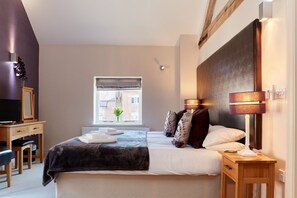 4 bedrooms, free WiFi