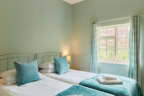 5 makuuhuonetta, ilmainen Wi-Fi