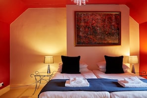 5 bedrooms, free WiFi