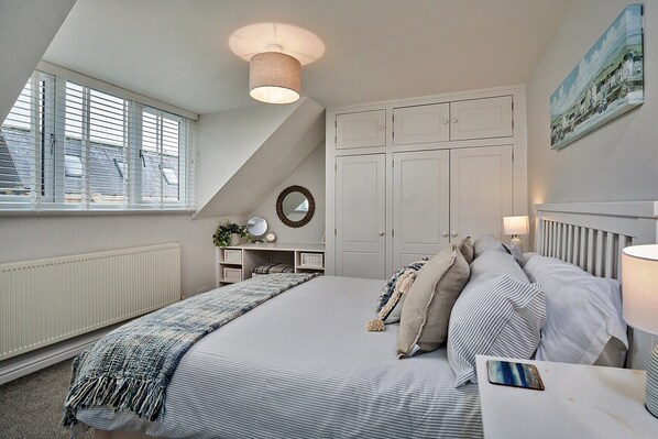 2 bedrooms, free WiFi