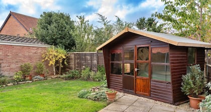 Bungalow in Burnham-on-Sea near Sandy Beaches