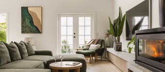 NESTE on 5th - Luxury in the heart of Rosebud.