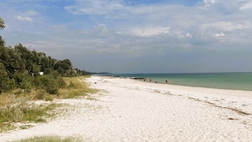 Beach nearby, beach towels