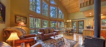 Sable Pine Cabin | Sleeps 8 | Nature Trails | Wood Stove