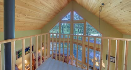 Sable Pine Cabin | Sleeps 8 | Nature Trails | Wood Stove