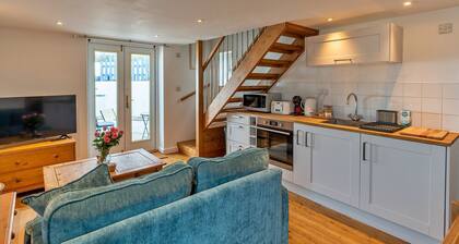 Cottage in Porthleven near Beach & Harbour