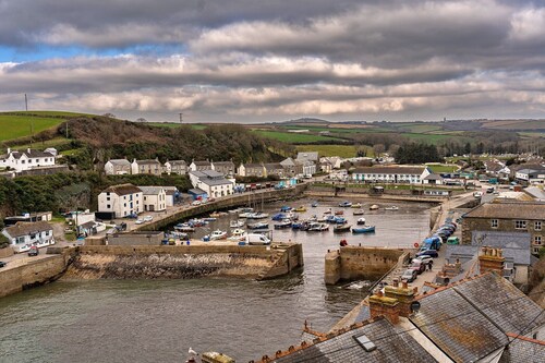 Cottage in Porthleven near Beach & Harbour