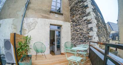 Joli studio avec terrasse - Coeur de ville - 2 personnes