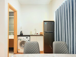 Standard Apartment, 1 Bedroom, Kitchenette, City View | Private kitchenette | Fridge, stovetop, cookware/dishes/utensils - TPHomes Sala (Ho Chi Minh City)