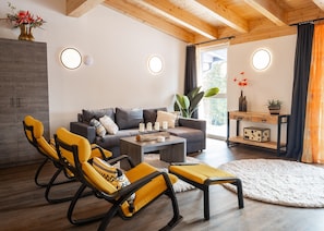 Apartment | Living room