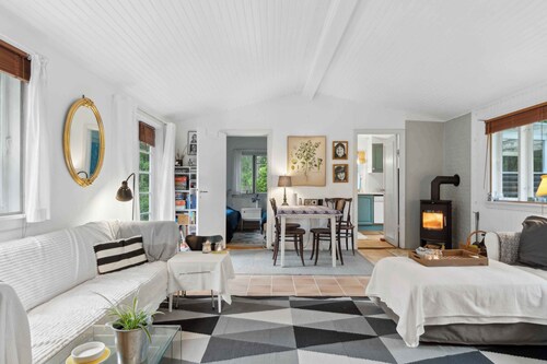 Cozy holiday home near the beach and nature