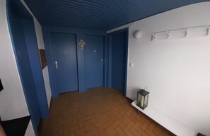 8 habitaciones y muebles diferentes