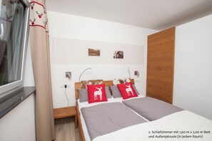 2 Schlafzimmer, Zimmersafe, kostenloses WLAN, Bettwäsche