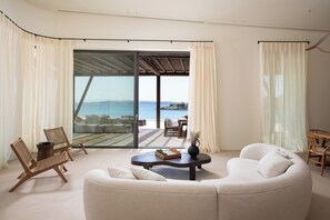 Smart TV - Adytum Villas (Ermionida)